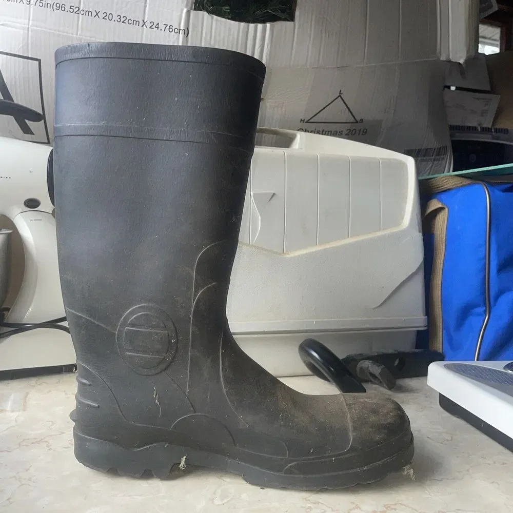 Steel Toe Slip Resistant Rubber‎ Boots Women's 8